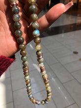 Load image into Gallery viewer, Labradorite