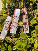 Load image into Gallery viewer, Selenite Necklace