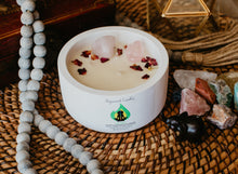 Load image into Gallery viewer, HEART CANDLE